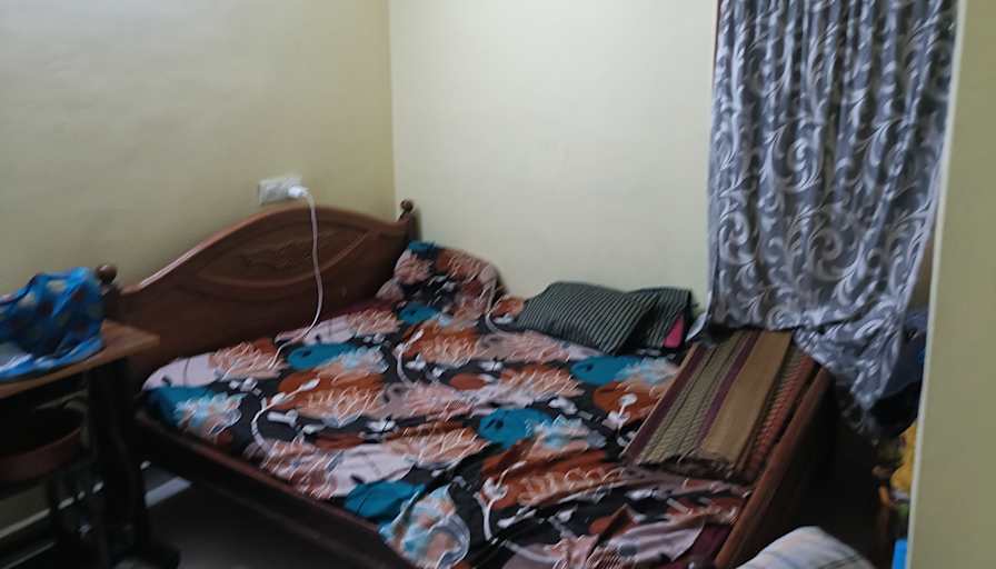 thahir's room