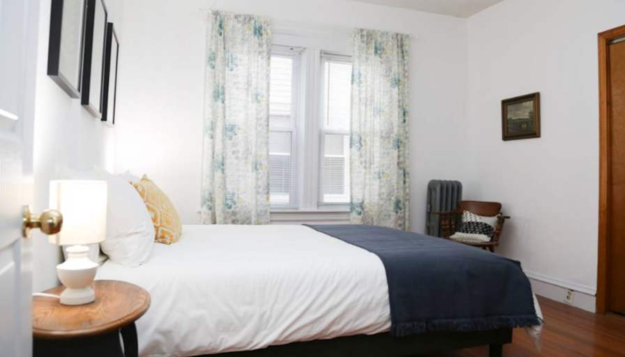 Donnie's room