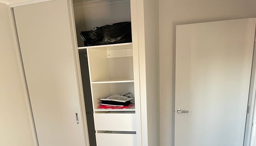 Muneel's room