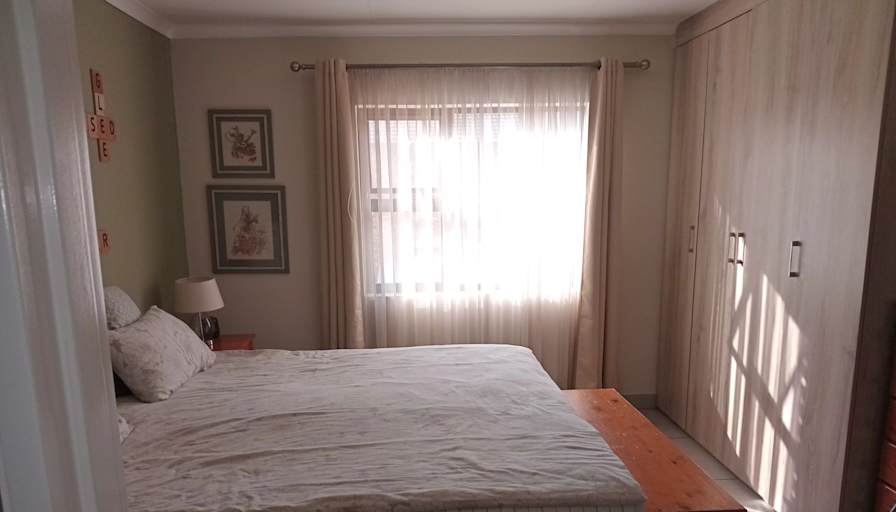 Brentwood Park's room