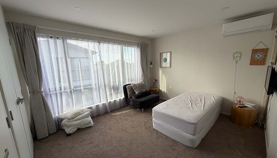 Chiho's room