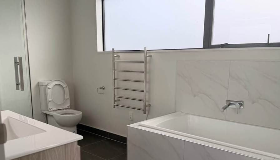 Daniella Bacunawa's room