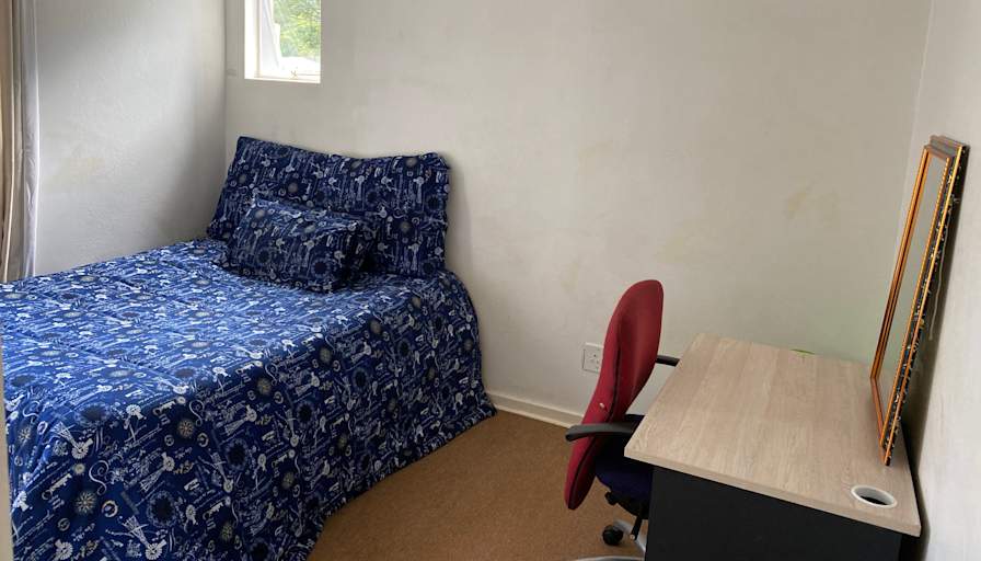 Kolunga Zuma's room