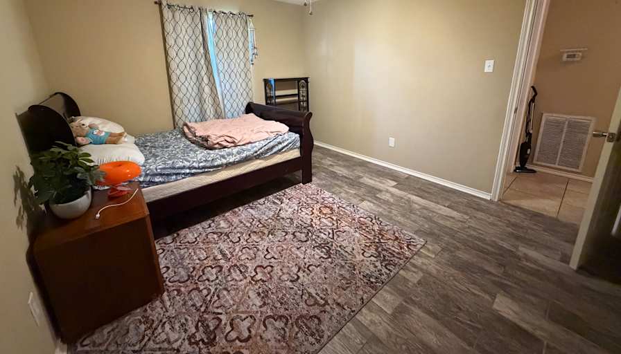 Genji and Pita's room