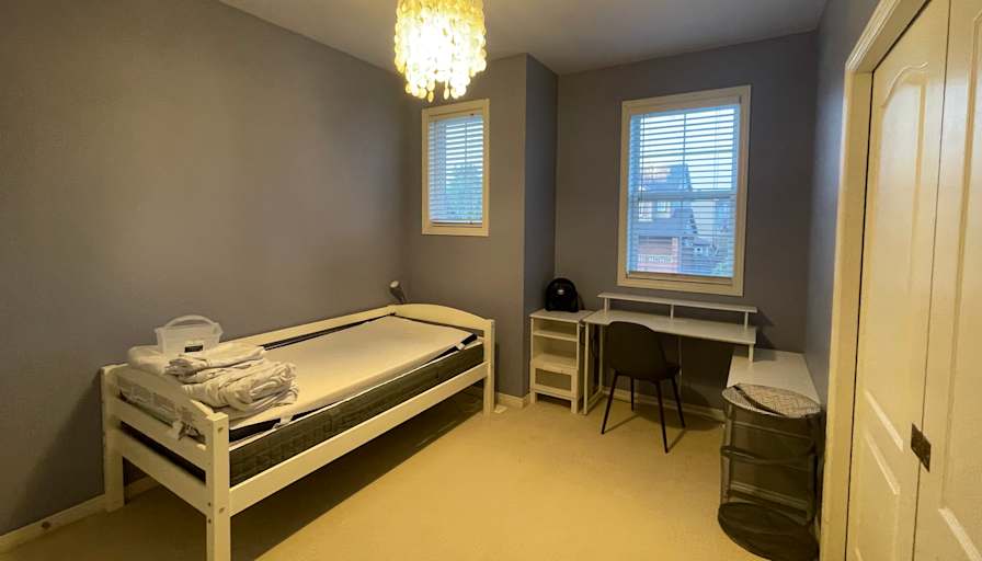 Ali's room
