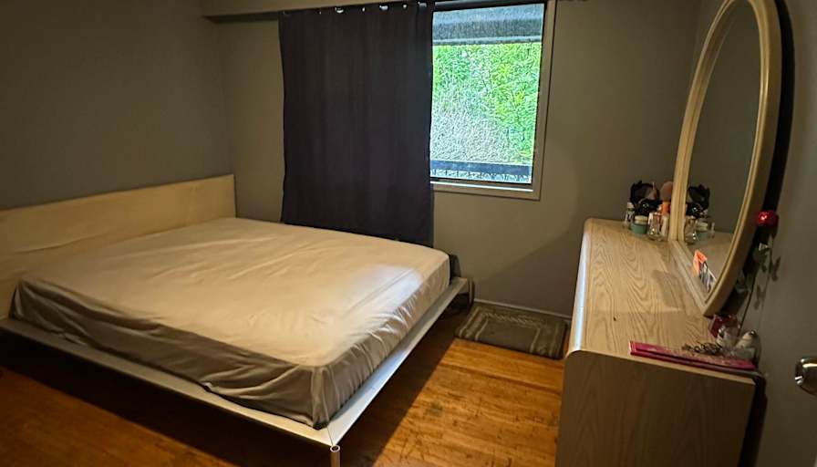 Paul Carnall's room