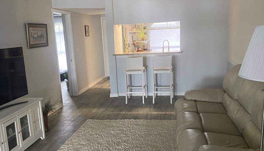 Thomas's room