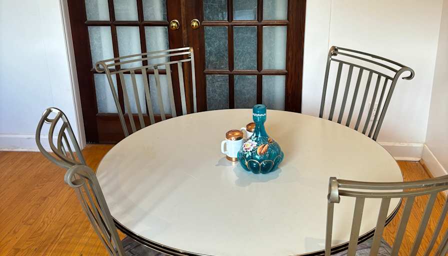 Elizabeth's room