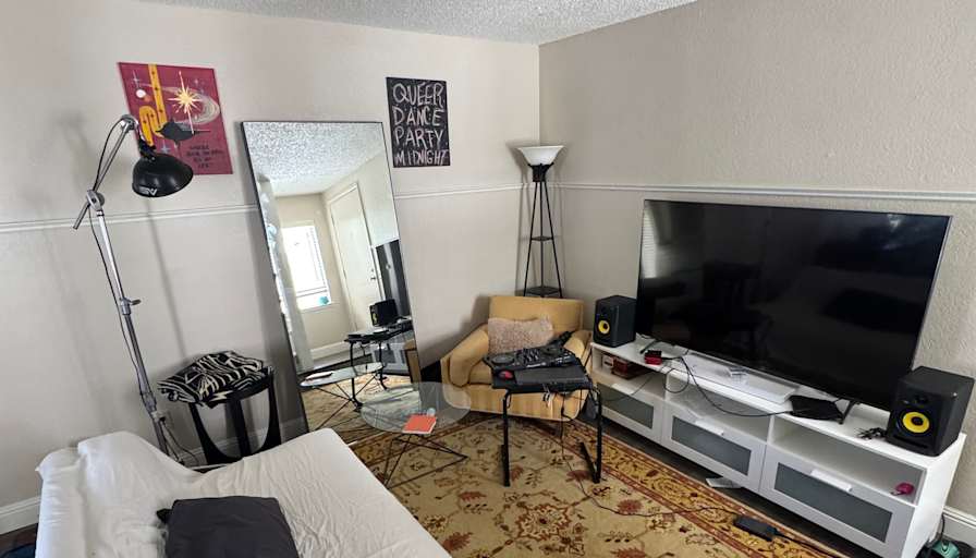 Randy Gudino's room
