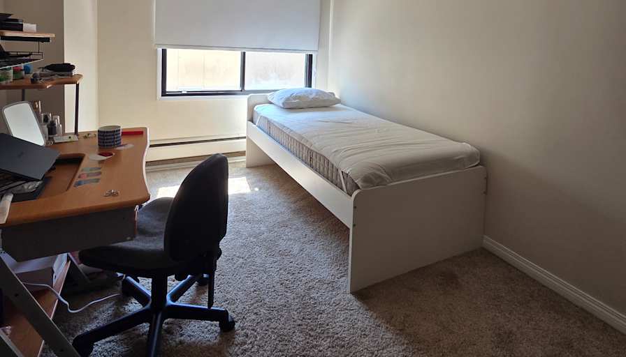 Nadja's room