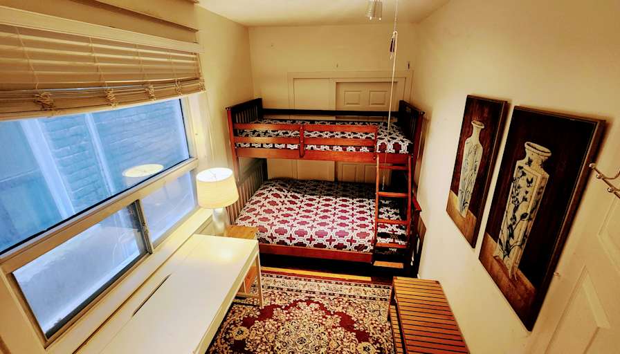 Laure's room