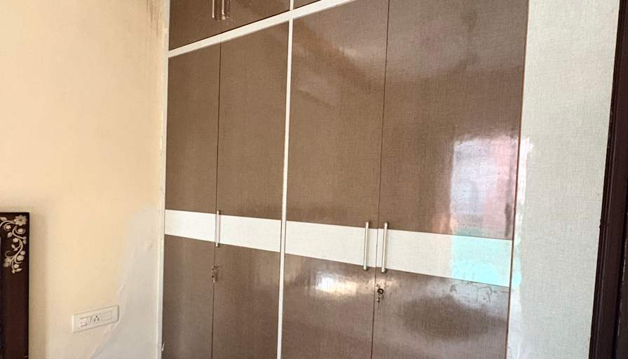 Praditi's room