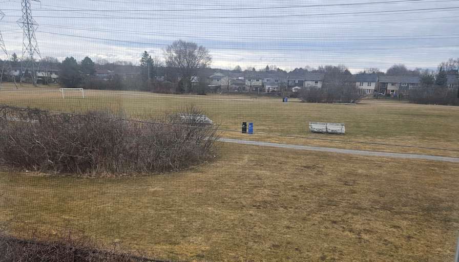 Leneen Mercury's room