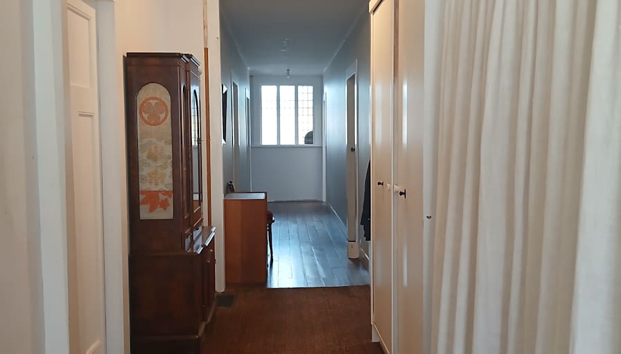 Lesley's room