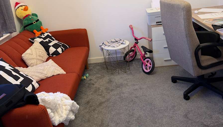 Rutuja's room