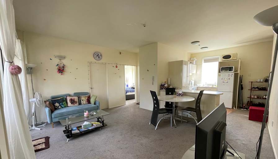 Sandy's room
