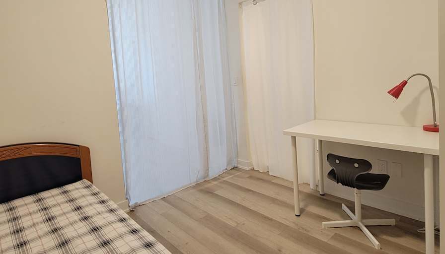 GO EUN CHA's room