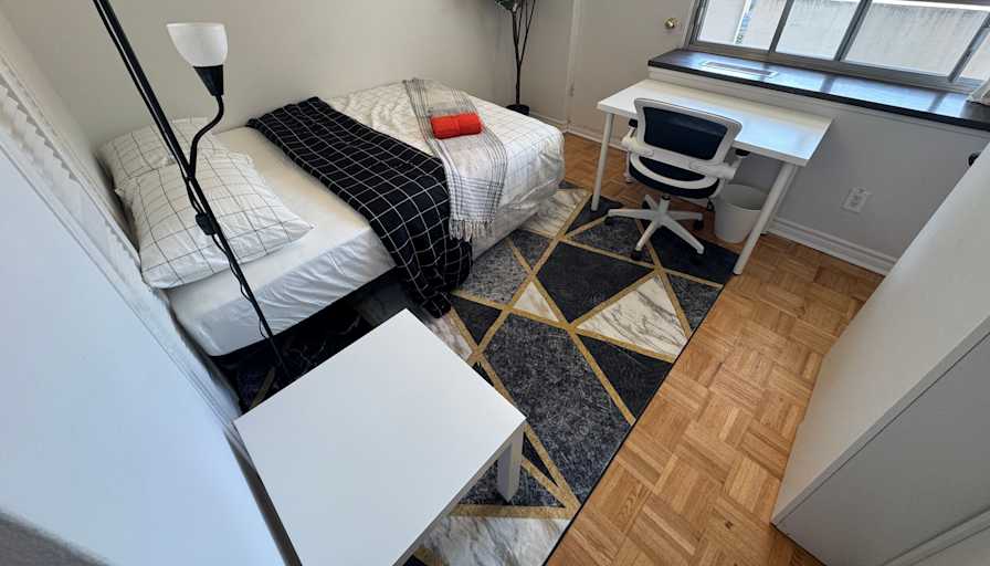 Mahmut Aga's room