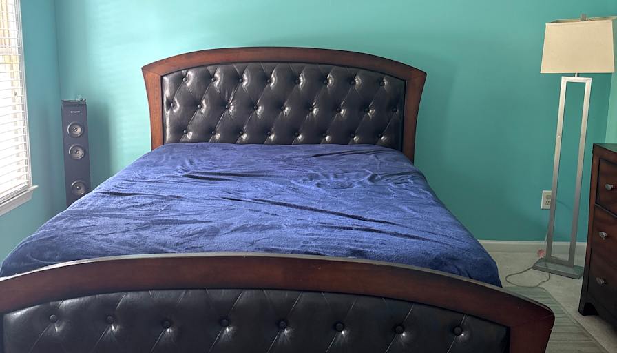 Jennifer Mingo's room