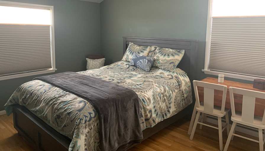 Lara's room