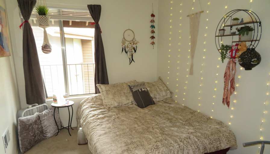 Isabella's room