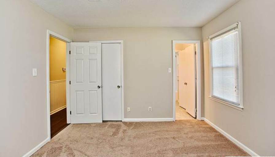 Nicole's room