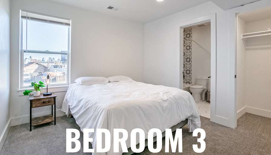 HomeCrew's room