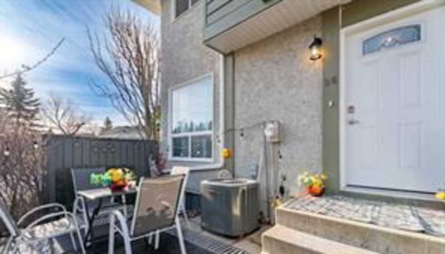 Danica Samara's room