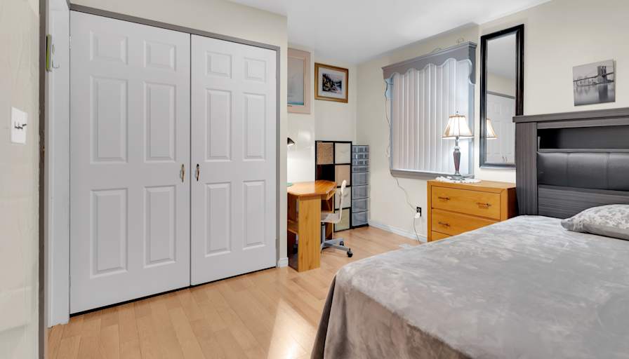 Palmy's room