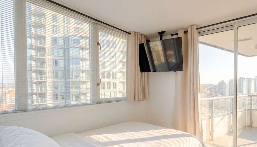 Valerie's room