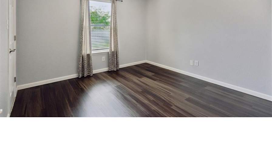 Francisco's room