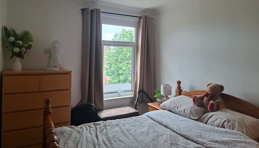 Yvonne stone's room