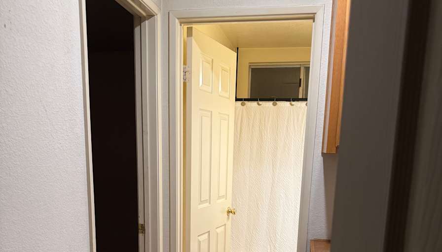 Ana's room