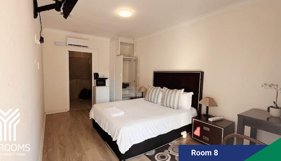 YouRooms's room