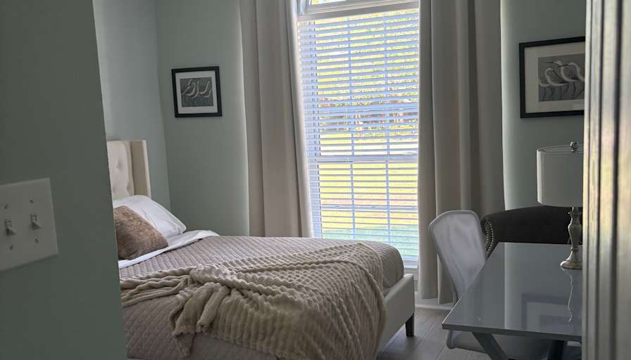 Ronda's room