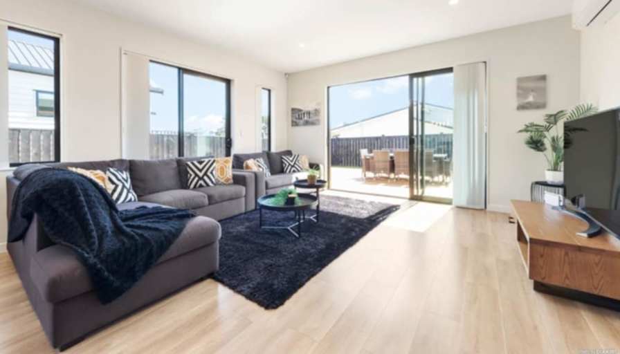 Lisa's room