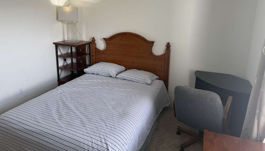 Zsolt Farkas's room