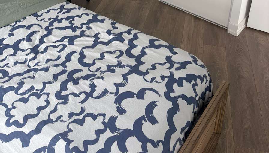 Emre's room