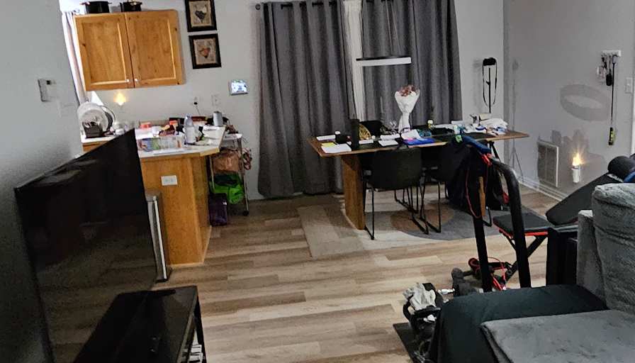 Dennis's room