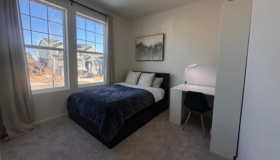 Maxim's room