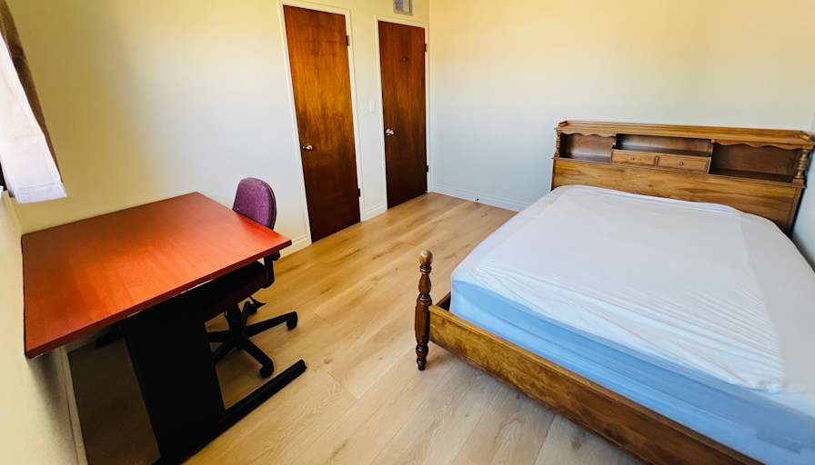 Charlene Le's room