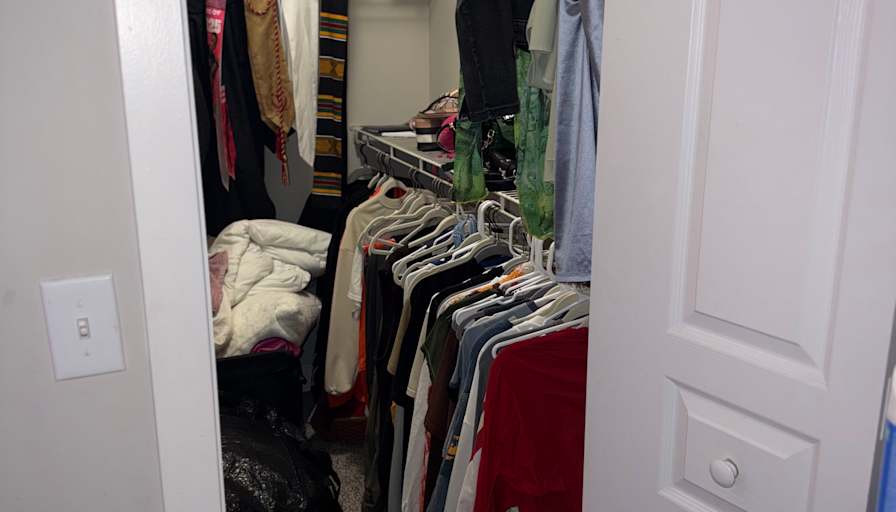 Reyonda's room