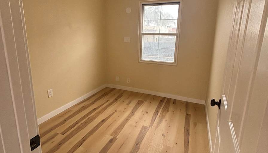 RoomRentalsLA's room