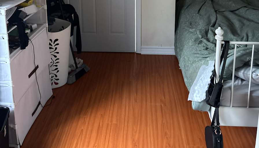 Awane's room