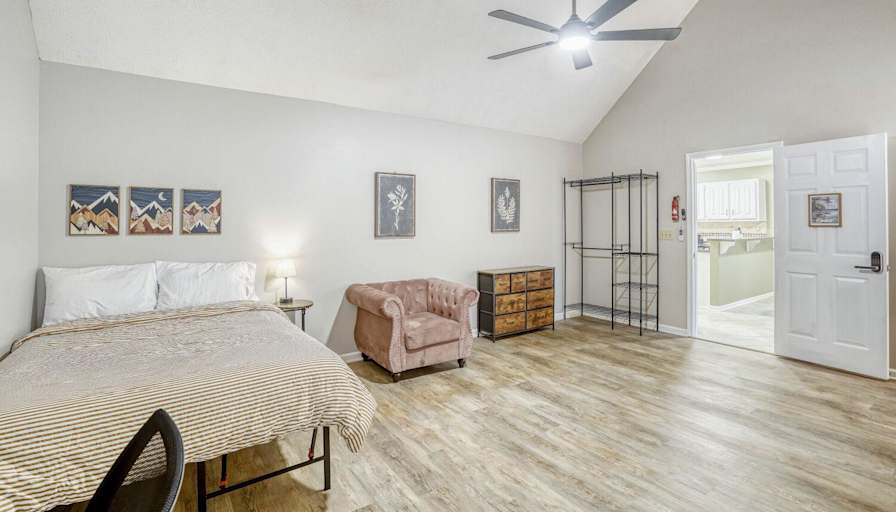 PadSplit's room