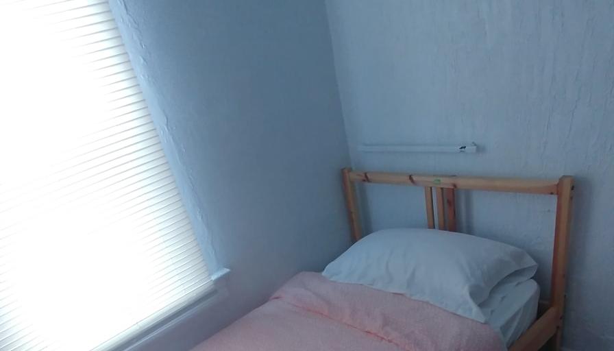 Caroline's room