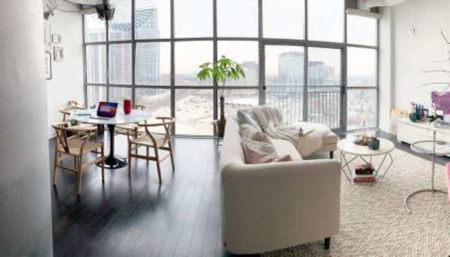 The Cozy Corner's room