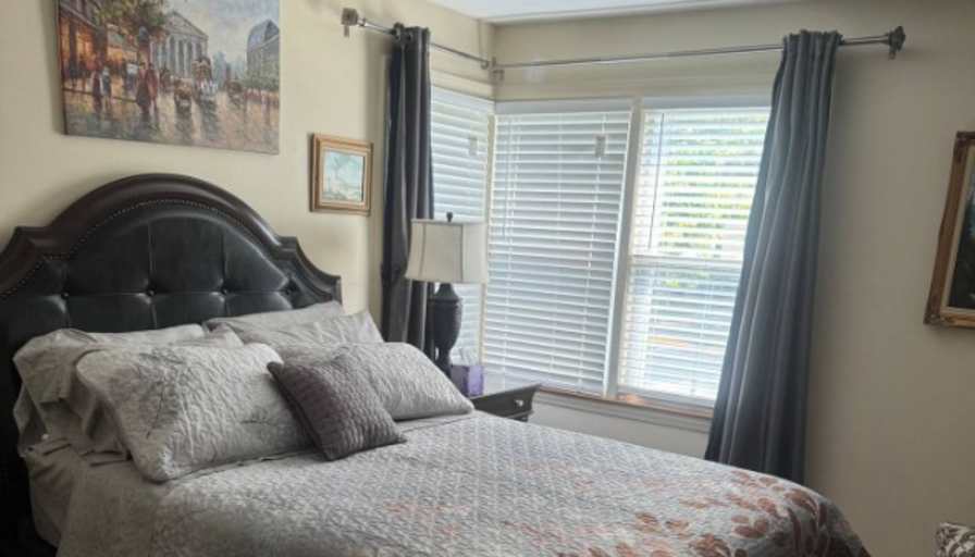 Elise's room