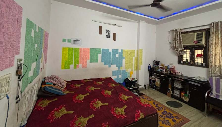 Tanishka jindal's room