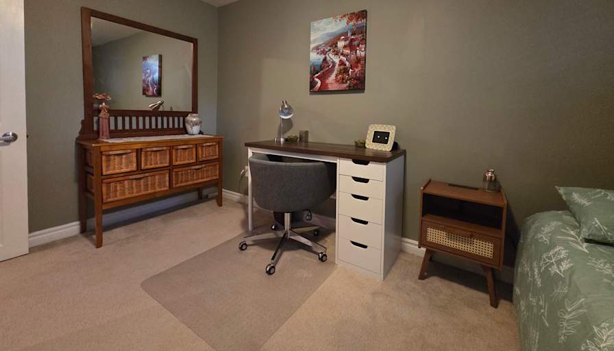 Aishe's room